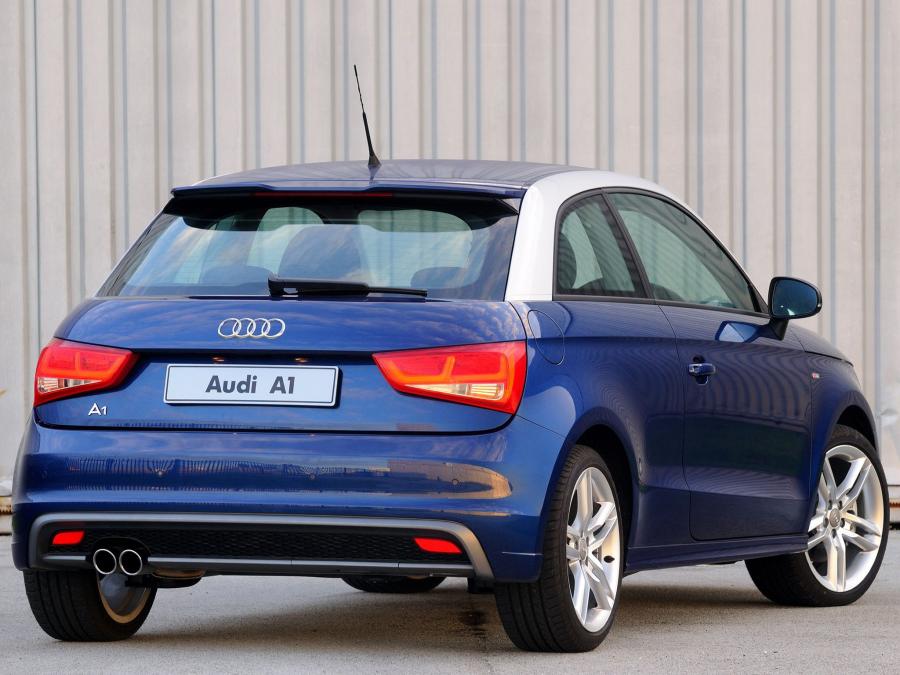 Audi A1 TFSI S-Line 2010 года  (ZA) (фото 12 из 15)